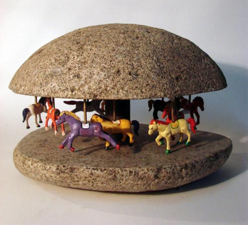 Carousel,2009,30x25x25cm
